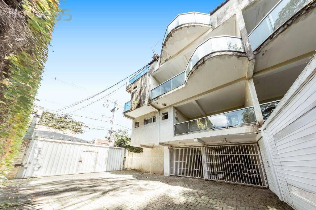 Sobrado com 4 dormitórios à venda, 240 m² por R$ 890.000,00 - São Francisco - Curitiba/PR