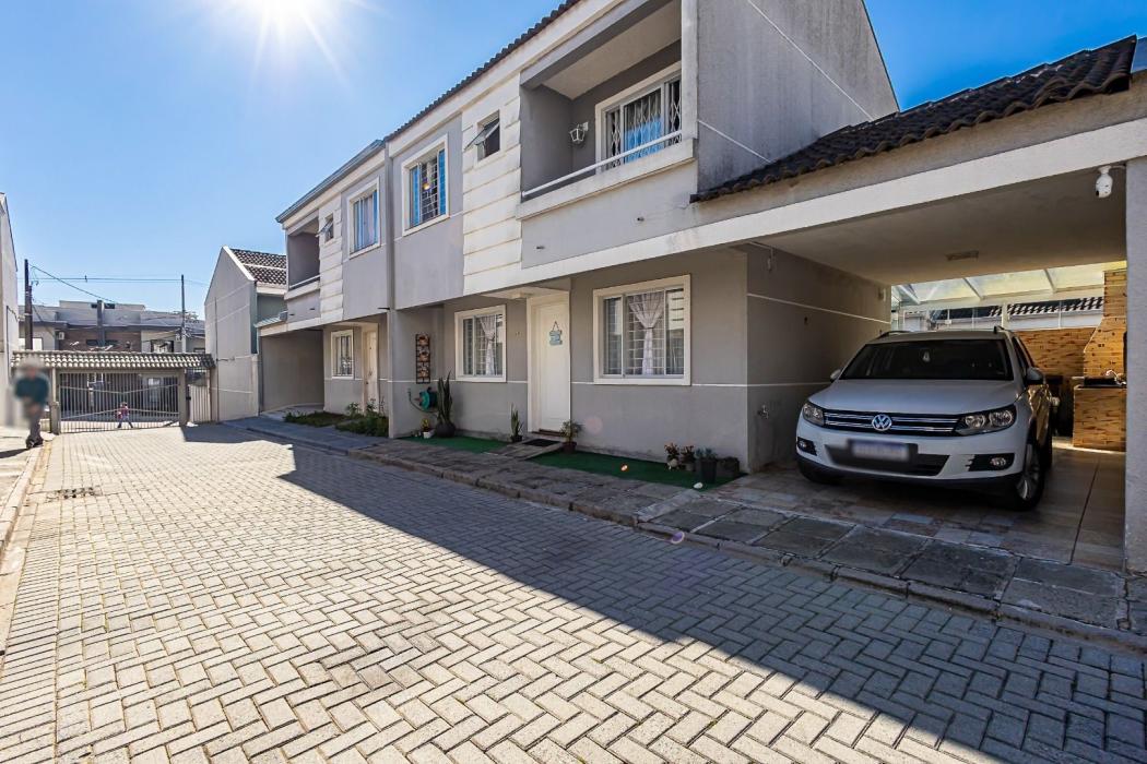  - Sobrado com 3 dormitórios à venda, 115 m² por R$ 560.000,00 - Pinheirinho - Curitiba/PR