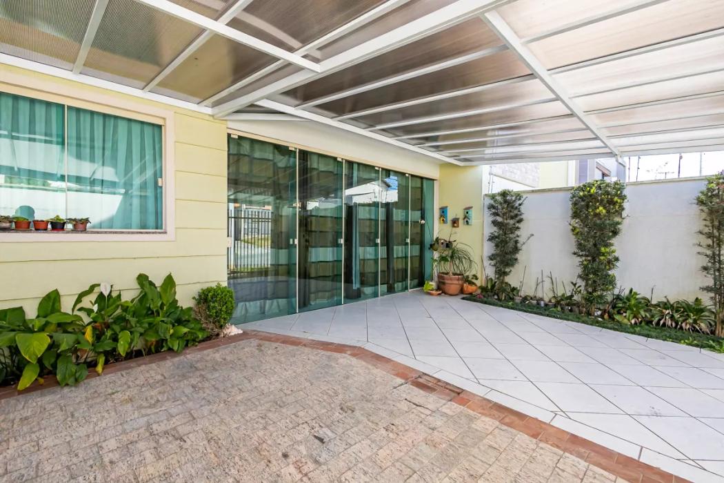 Sobrado em Curitiba - PR, no bairro Atuba - Referência SO0365-TIMF