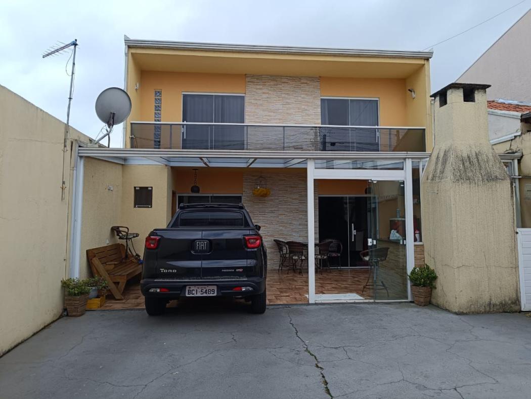 Sobrado à venda com 4 quartos, 150m² - Tatuquara,Curitiba 