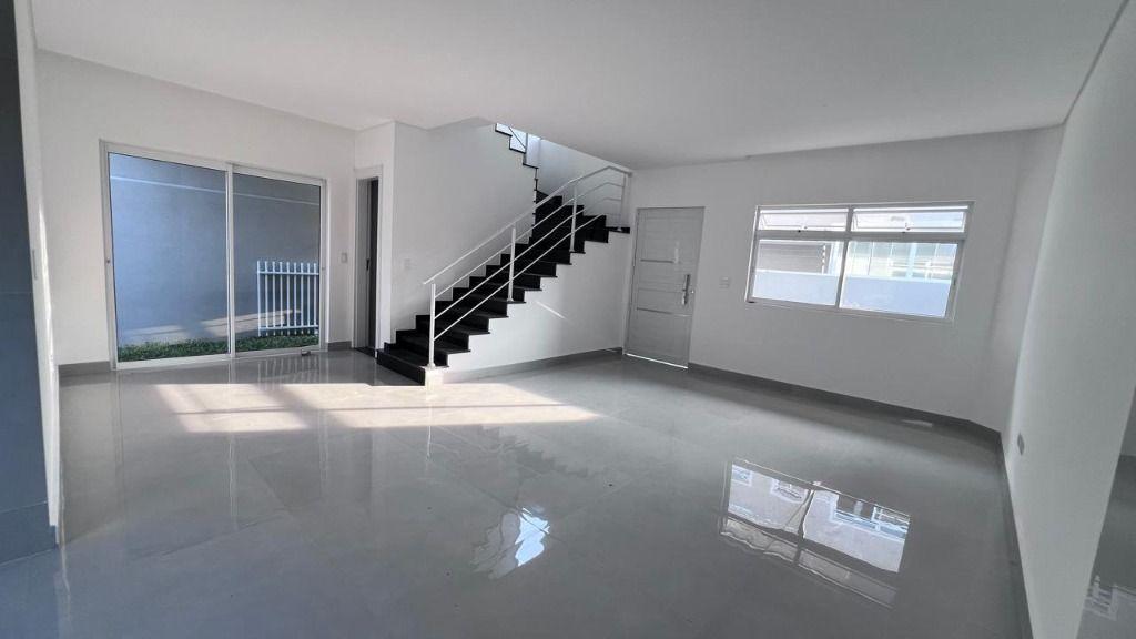 Sobrado em Curitiba - PR, no bairro Bairro Alto - Referência SO0707-ASI