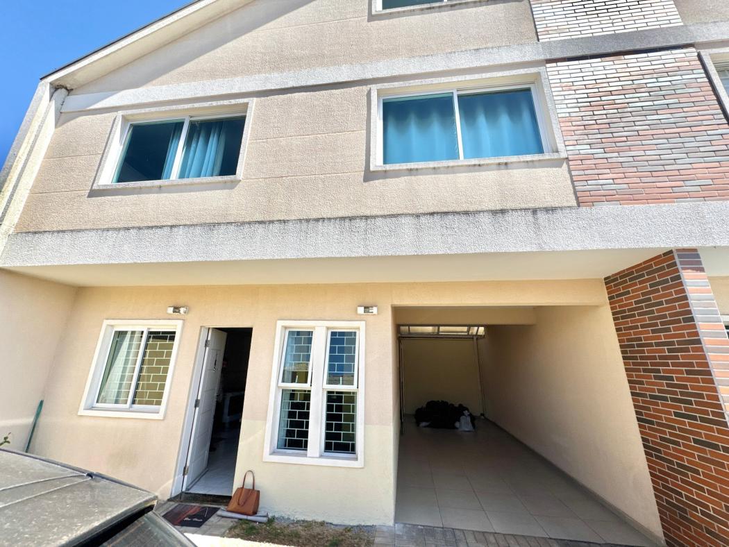 Sobrado em CURITIBA - PR, no bairro Fanny - Referência SO0750-PIMO