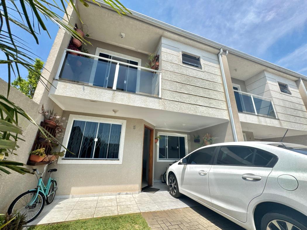 Sobrado em CURITIBA - PR, no bairro Sítio Cercado - Referência SO0751-PIMO