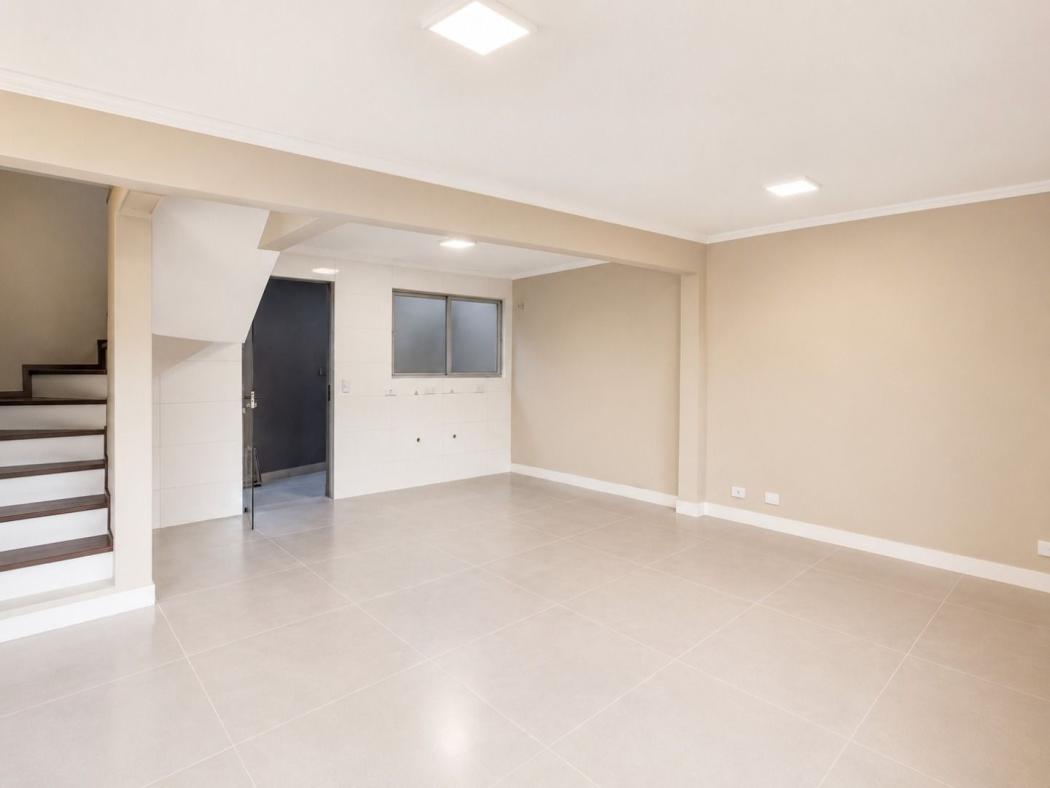  - Sobrado 3 quartos à venda, 95 m² - Novo Mundo - Curitiba/PR