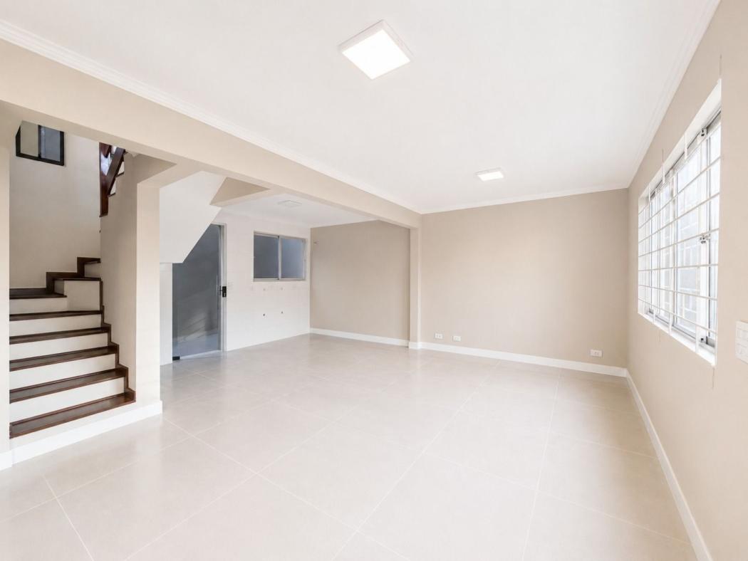 Sobrado 3 quartos à venda, 95 m² - Novo Mundo - Curitiba/PR - JB3 Imóveis