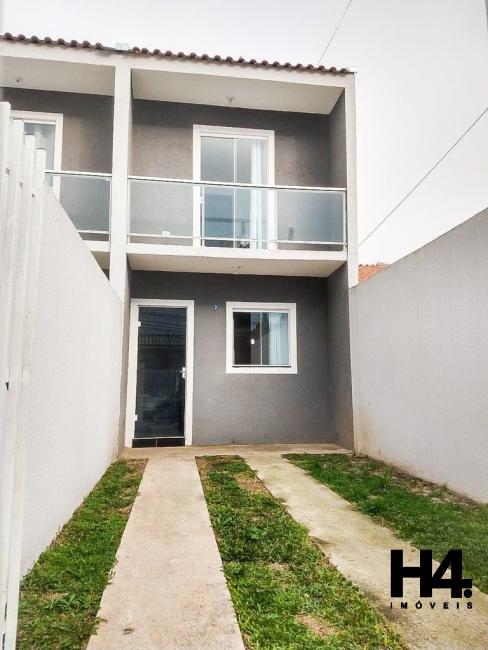 Sobrado em CURITIBA - PR, no bairro Campo de Santana - Referência SO255E-H4I