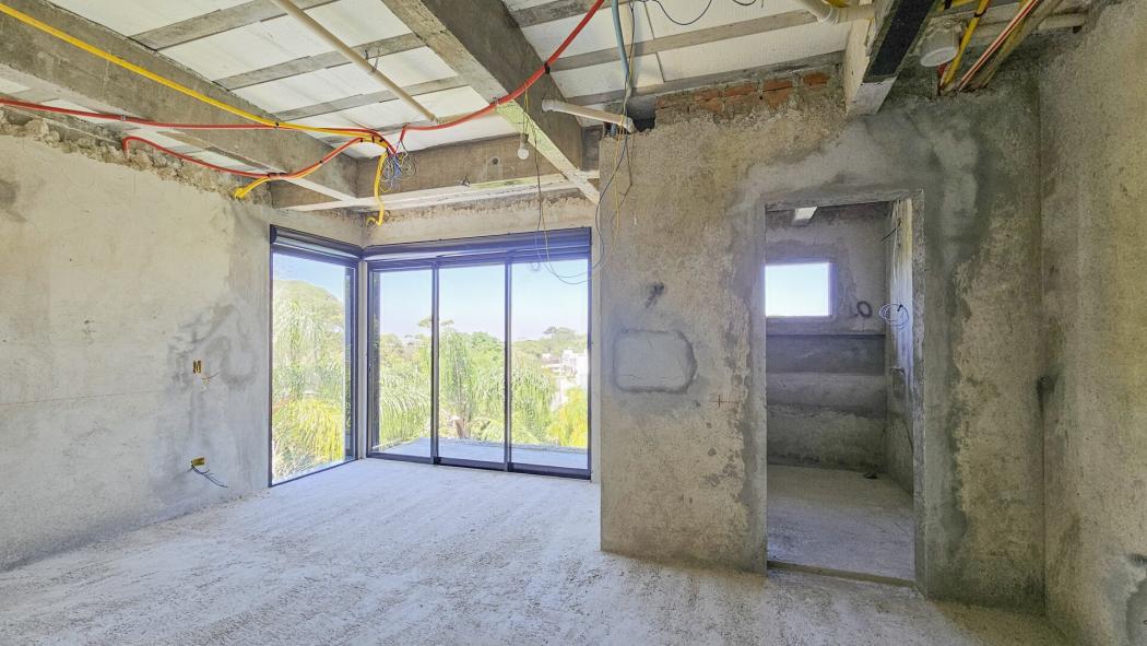 Casa à venda em Santa Cândida, Curitiba — Fava Imóveis
