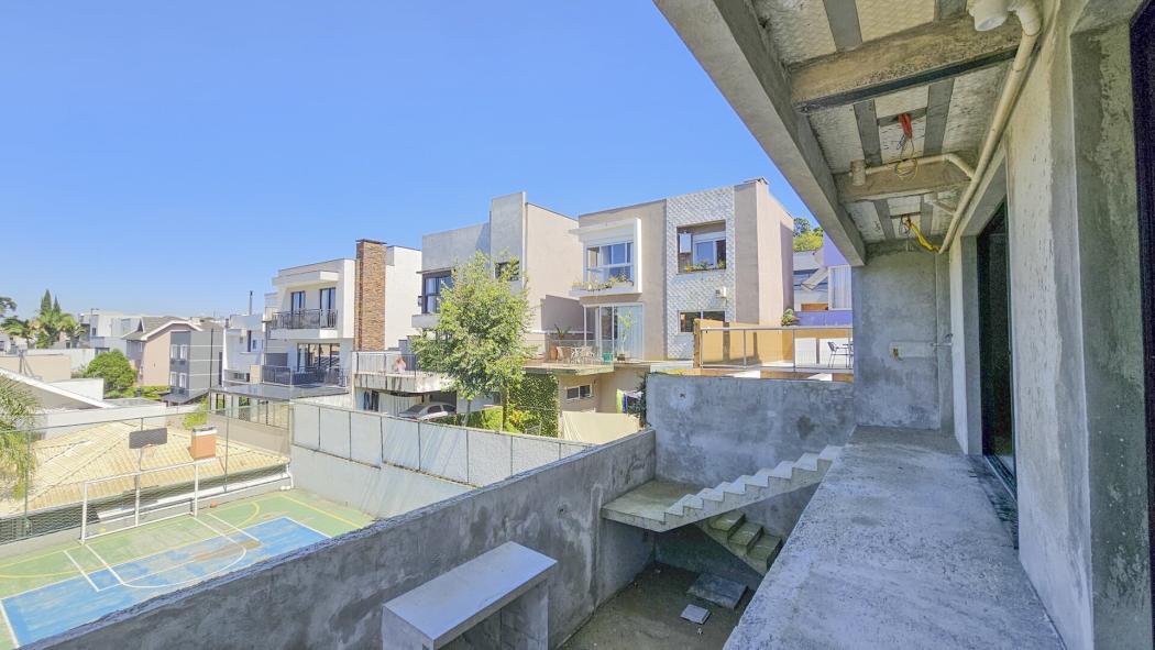 Casa à venda em Santa Cândida, Curitiba — Fava Imóveis