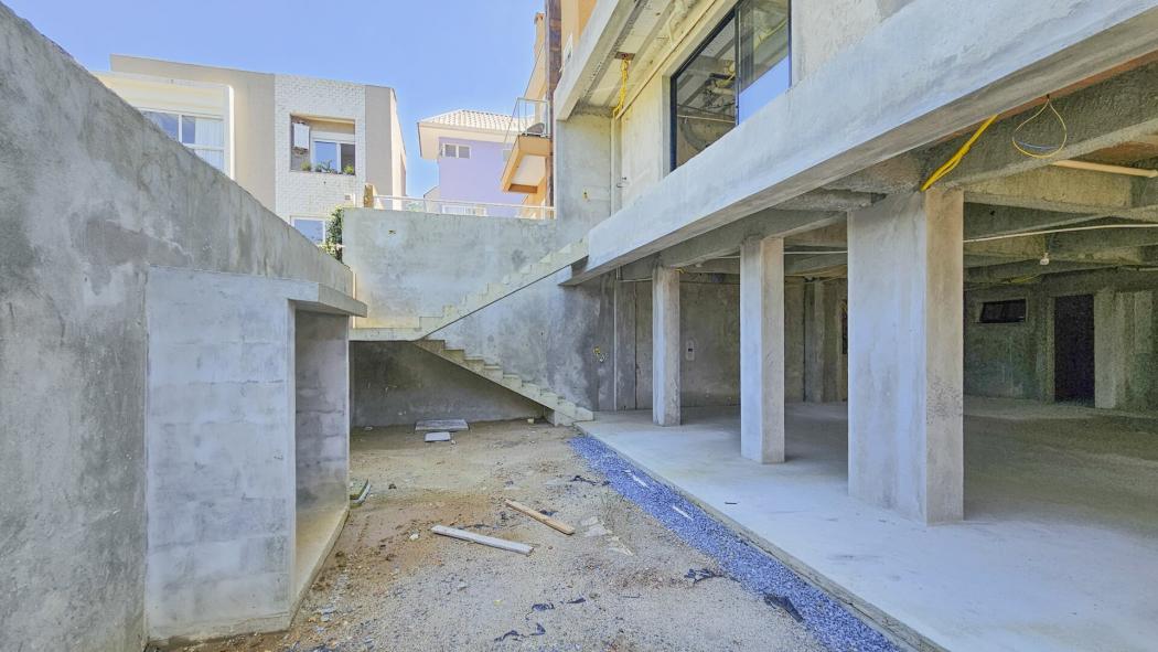 Casa à venda em Santa Cândida, Curitiba — Fava Imóveis