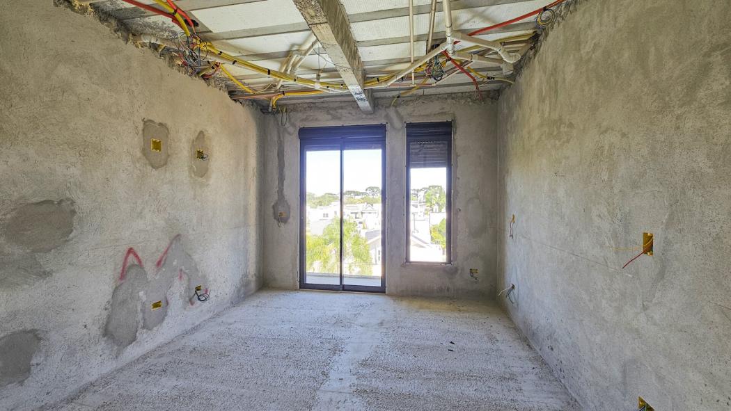 Casa à venda em Santa Cândida, Curitiba — Fava Imóveis
