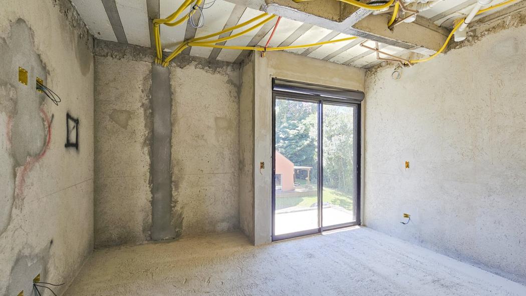 Casa à venda em Santa Cândida, Curitiba — Fava Imóveis