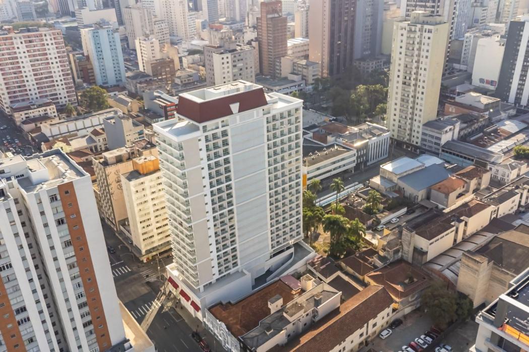 Kitnet em Curitiba - PR, no bairro Centro - Referência ST0004-MAI8