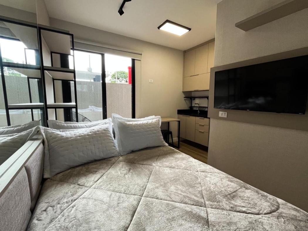 Kitnet em Curitiba - PR, no bairro Rebouças - Referência ST0100-A3MA