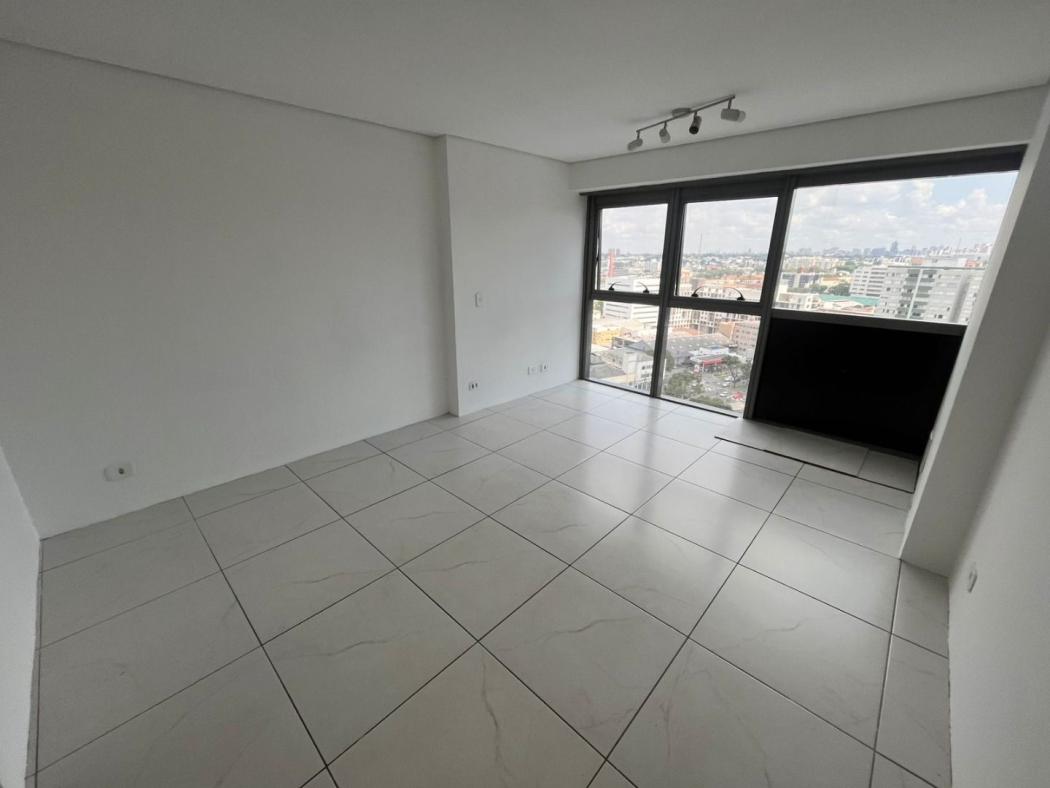 Kitnet à venda com 1 quarto, 26m² - Centro,Curitiba 