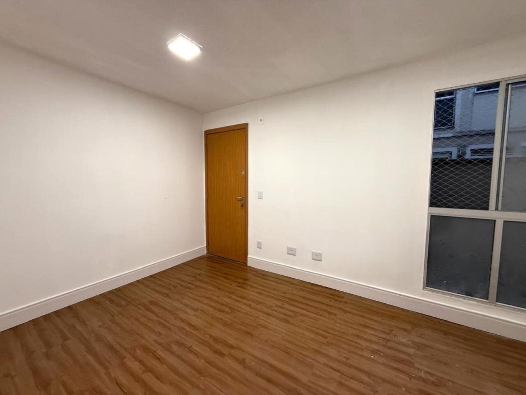 Apartamento em CURITIBA - PR, no bairro Pinheirinho - Referência ST0173-SAFI