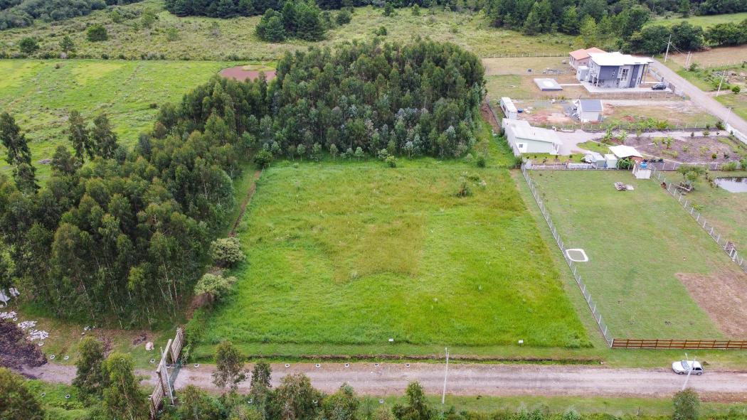 Terreno em PIRAQUARA - PR, no bairro Chácara Águas Claras - Referência TE0004-KAUX