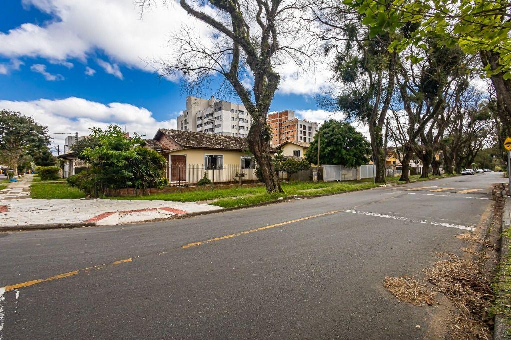 Terreno à venda, 320 m² por R$ 698.000,00 - Bacacheri - Curitiba/PR - Voa Corretor