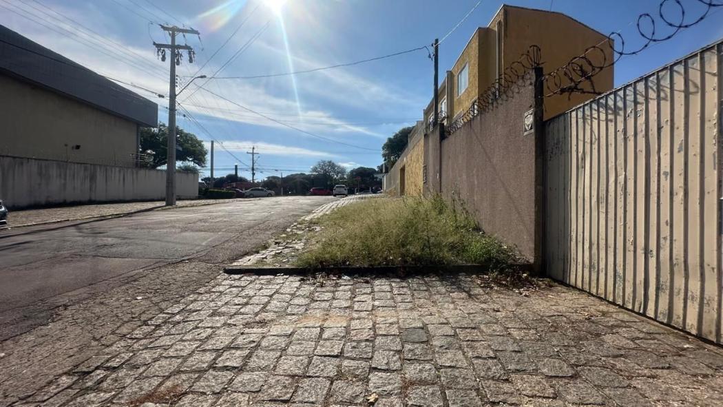 Terreno em Curitiba - PR, no bairro Rebouças - Referência TE0015-TJTO