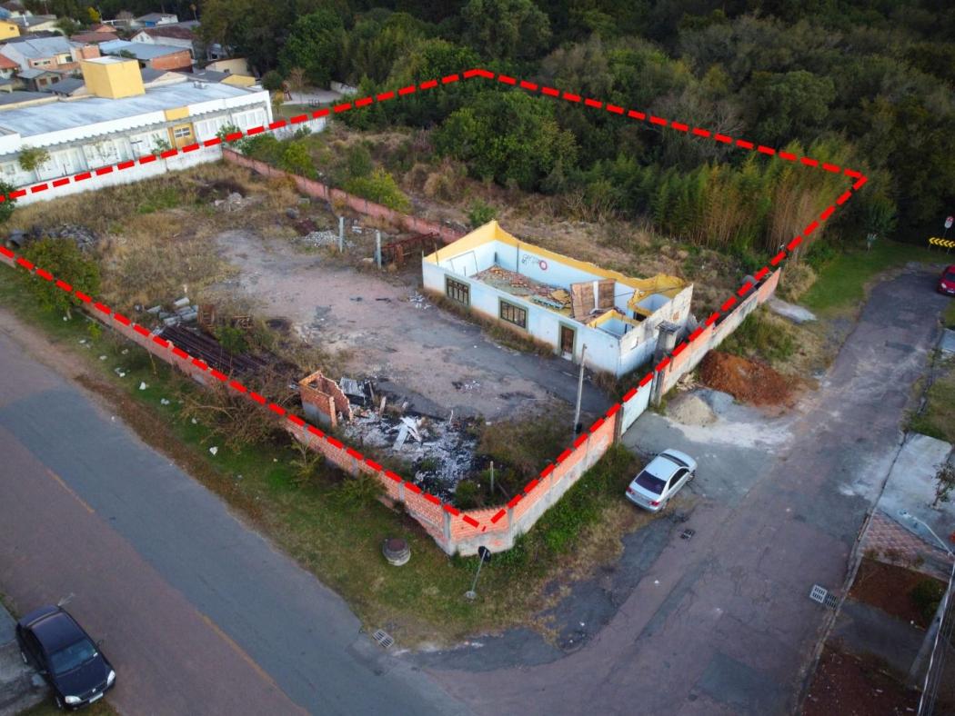 Terreno à venda, 3620 m² por R$ 3.900.000 - Pinheirinho - Curitiba/PR