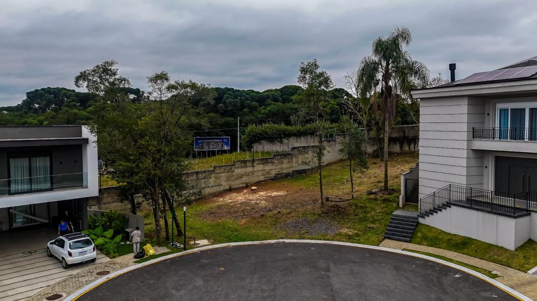 Terreno em Curitiba - PR, no bairro Santa Felicidade - Referência TE0068-VET6