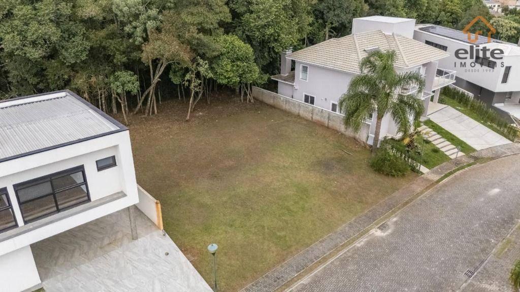 Terreno em Curitiba - PR, no bairro Butiatuvinha - Referência TE0094-ELX