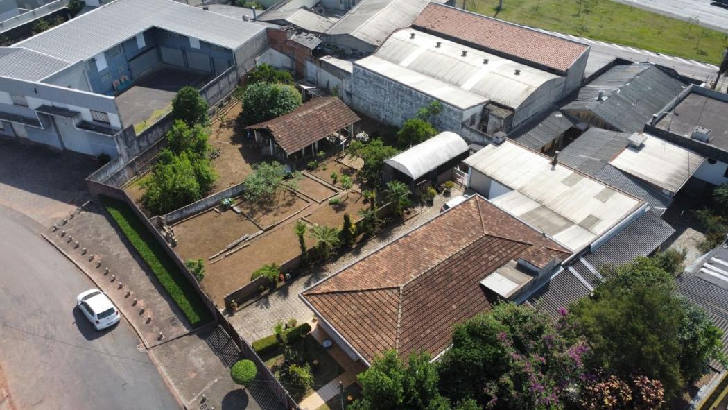 Terreno em CURITIBA - PR, no bairro Pinheirinho - Referência TE0458-PIMO