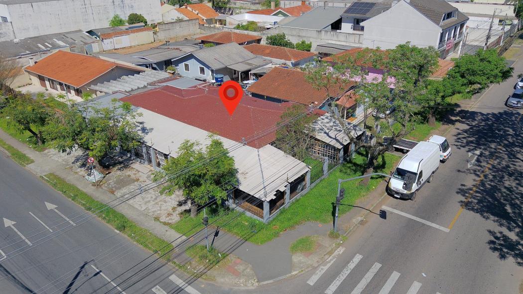 Terreno à venda em Boqueirão, Curitiba — Fava Imóveis
