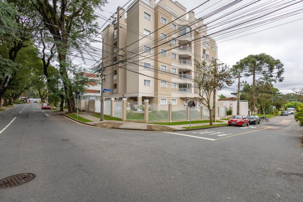 Apartamento em CURITIBA - PR, no bairro SANTA QUITÉRIA - Referência V00040-AL0F