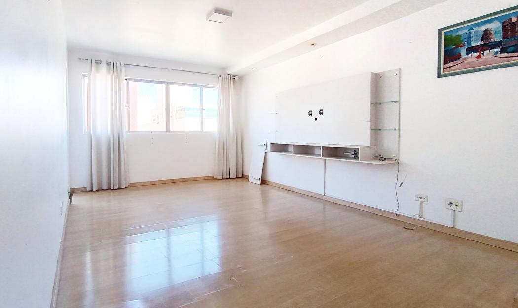 Apartamento à venda com 2 quartos, 64m² - Cristo Rei,Curitiba 