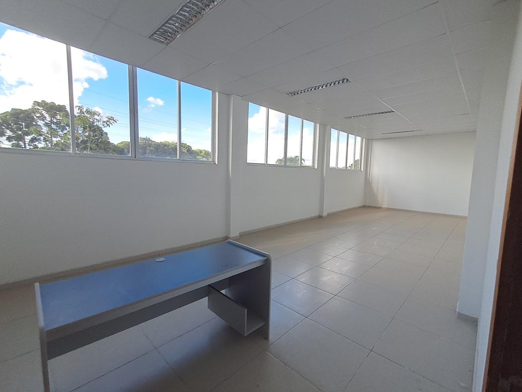 Edifício para alugar em Orleans, Curitiba — Hub Urbana